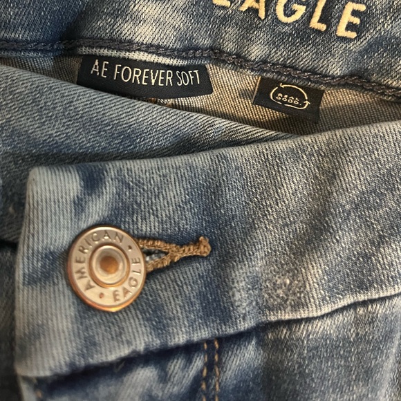 American Eagle Outfitters High V Shaped Waist Curvy High Rise Jegging - Picture 4 of 6